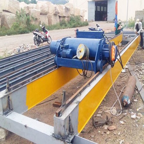 Nguyên nhân và cách khắc phục sự ăn mòn đường ray của cầu trục bạn cần biết
